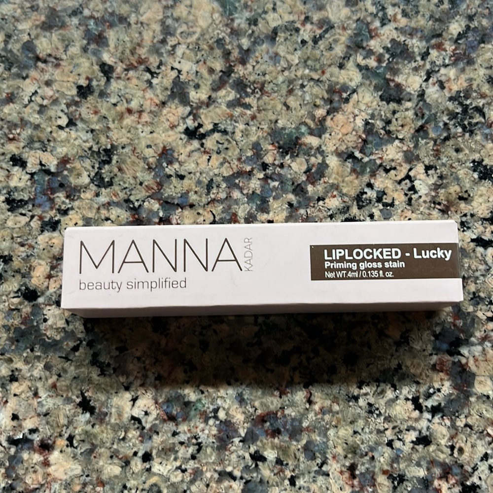 MANNA KADAR - LIPLOCKED - Lucky priming gloss stain